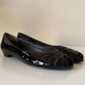 Stuart Weitzman Black Patent leather woven toe Flats size 6.5